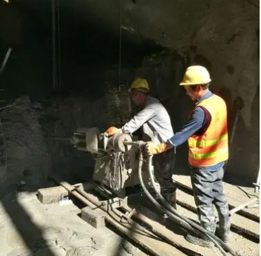 青海水下抗分散灌浆料特点 水下不分散注浆料介绍